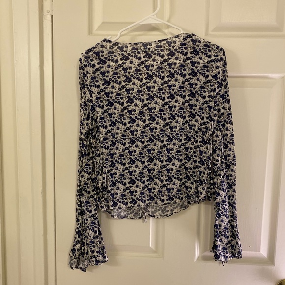 Kimchi Blue Bell Sleeve Floral Blouse - Picture 6 of 6